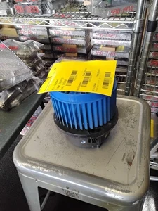 Blower Motor Fits 2006-2011 CHEVROLET HHR  - Picture 1 of 12