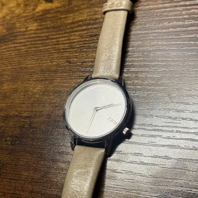 36mm The Lexi Komono Mod Modernist Simplistic Wrist Watch NOT TESTED - Image 1 of 4