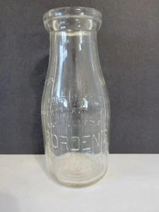 Vintage Bordens Embossed Ribbed 1 Pint Milk Bottle - Picture 1 of 7