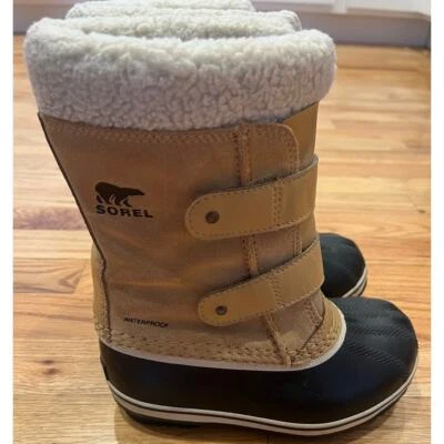 Sorel Niños Talla 12, 1964 PAC STRAP, Negro y Tostado, Botas de Nieve Aisladas Foto 1 de 4