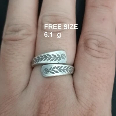 FINE SOLID SILVER RING ADJUSTABLE SIZE VINTAGE 6g ROLL OLIVE ENGRAVED #RR010 - Image 1 of 4