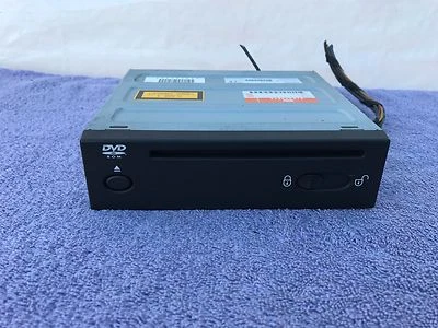 2006 LAND RANGE ROVER HSE NAVIGATION DRIVE COMPUTER YIB500070 - Image 1 of 4