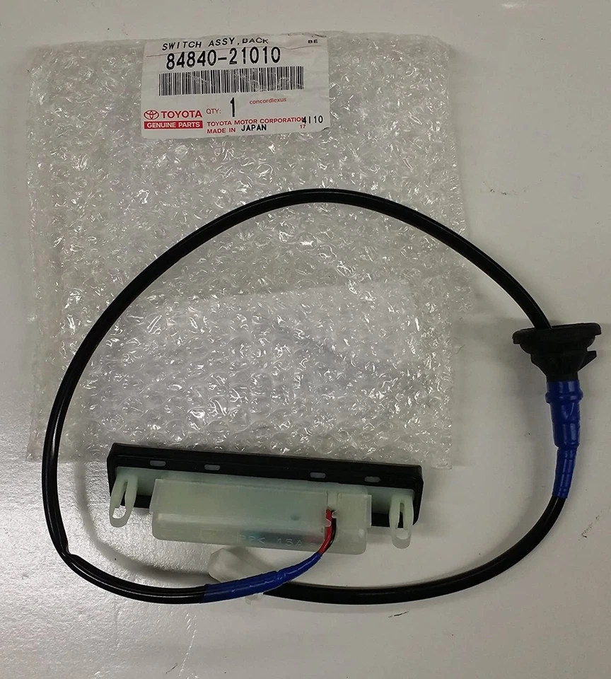 Toyota Genuine LS460 LS600h RX350 GS350 Rear Hatch Liftgate Switch 84840 - 21010 - Изображение 1 из 3