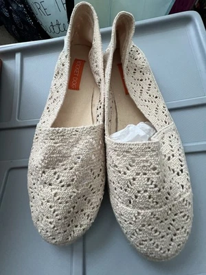 Rocket Dog Mujer’s Acosta Cici Crochet Sin Cordones Talla 11M Nuevo en Caja Natural Foto 1 de 4