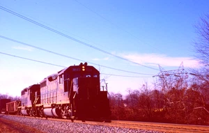 ORIGINAL KODACHROME SLIDE BALTIMORE & OHIO GP-38 #3849 CHICHESTER, PA APRIL 1980 - Picture 1 of 1