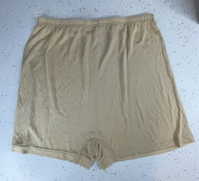 VINTAGE WinterSilks 100% CAPA BASE SEDA ROPA INTERIOR PANTALONES CORTOS ~ Talla Mediana Foto 1 de 4