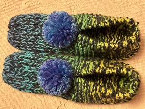 New Handmade Knit Amish House Slippers Denim/Green Mix Womans Med Mans Sm 8 3/4" - Picture 1 of 5