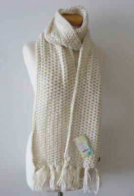 RIP CURL Schal Tuch Halstuch Winterschal Damen Strick Fransen Weiß Creme Warm - Bild 1 von 4