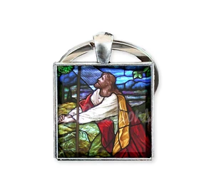 Faux Stained Glass Jesus Prays in Gethsemane - SQUARE Glass Pendant Key Ring - Picture 1 of 5