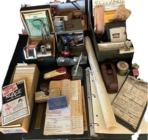 Große Trödel Schublade Posten Vintage Büro Schreibtisch Artikel Tintenfass Aktenboxen Hefter - Bild 1 von 24