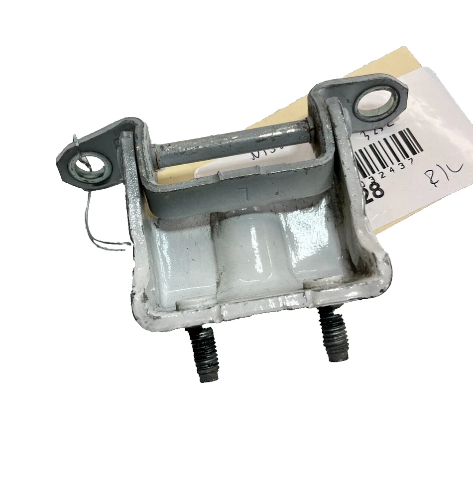 NISSAN SENTRA 2016-2019 REAR LEFT DRIVER SIDE DOOR UPPER HINGE OEM = QM1 = - Image 1 of 4
