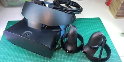 Oculus Rift S Meta Vr Sucher - Controller + Kabel + Silikon Cover. - Bild 1 von 4