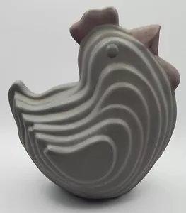 Vintage 7" Ceramic Chicken Sculpture Made In Portugal - Picture 1 of 6