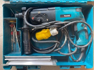 Las mejores ofertas en Taladro martillo perforador Makita Taladros con  cable | eBay