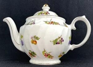 Windsor England TEAPOT Gold Trimmed Fruit Strawberry Cherry Apple Plum - Picture 1 of 7