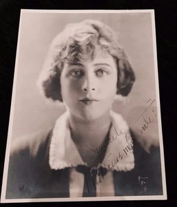 SIGNED Katherine MacDonald Vintage photo HOLLYWOOD silent film movie star - Picture 1 of 2