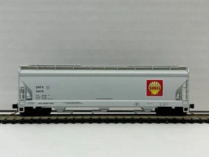 US 3 Bay Covered Hopper ACF 4650 Micro-Trains MTL 094 00 210 SNFX 4610 - Bild 1 von 4