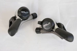 Vintage Shimano Deore XT SL-M730 6-Speed Thumb Shifters - Picture 1 of 4