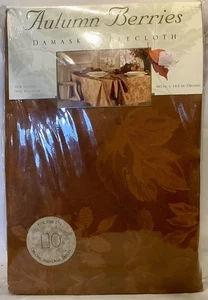 Mantel Damasco Galería Brownstone "Bayas de Otoño" Bronce 60" x 144" Oblongo - Imagen 1 de 4