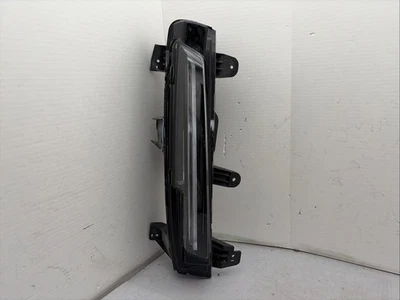 2021 2022 2023 2024 凯迪拉克凯雷德雾灯右乘客右手 LED 原始设备制造商 DRL — 第 1/4 张图片