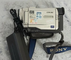 Sony DCR –TRV 10E - Voll Funktionsfähig  - Bild 1 von 3