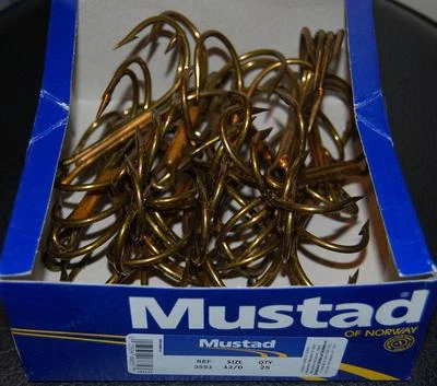 25 Pack Mustad 3551 Size 12/0 Bronze Ringed Style Treble Hooks Big Game Snagging