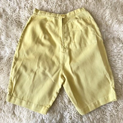 Shorts vintage 1960s Catalina amarelo algodão sarja cintura alta 22" cintura - Imagem 1 de 4