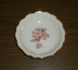 Bavaria Schumann Arzberg Germany Briar Rose Gold Trim Small Bowl 5.25" - Picture 1 of 2