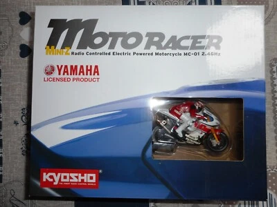 KYOSSHO RC MINI Z  MOTO RACER YAMAHA YZR-M1.2011  ELECTRIC POWERED MOTORCYCLE - Immagine 1 di 4