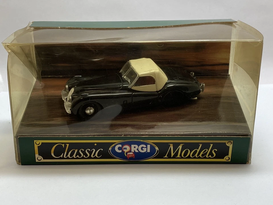 Classic Corgi Models 96060 Jaguar XK120 Soft Top Die Cast Model Car - Image 1 of 4