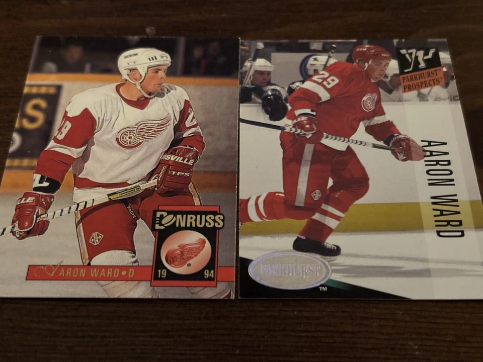 Lote de 2 cartas Aaron Ward Detroit Red Wings - Imagem 1 de 1