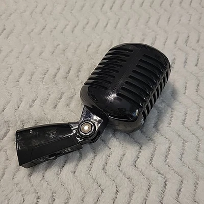 Pyle Classic Retro Vintage Style Wired Dynamic Microphone (Black) PDMICR42BK - Image 1 of 4