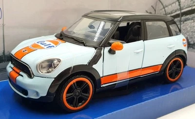Motor Max 1/24 Scale Diecast 79653 - Mini Cooper S Countryman - Gulf - Image 1 of 4