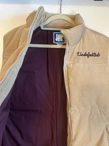 Undefeated Tan Corduroy Vest Size Large - Picture 1 of 4