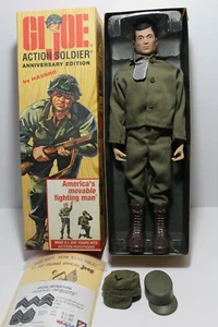GI JOE 12" 40th anniversary action soldier with box and 2 hats never displayed - Picture 1 of 1
