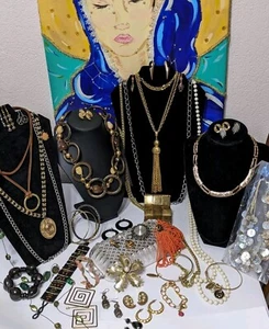 FUN RETRO VTG - MOD LARGE CLEAN WEARABLE JEWELRY LOT - Picture 1 of 22