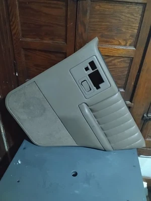 Chevy Blazer GMC Jimmy Bravada 1986-1994 pasajero panel de puerta trasera bronceado OEM Foto 1 de 4