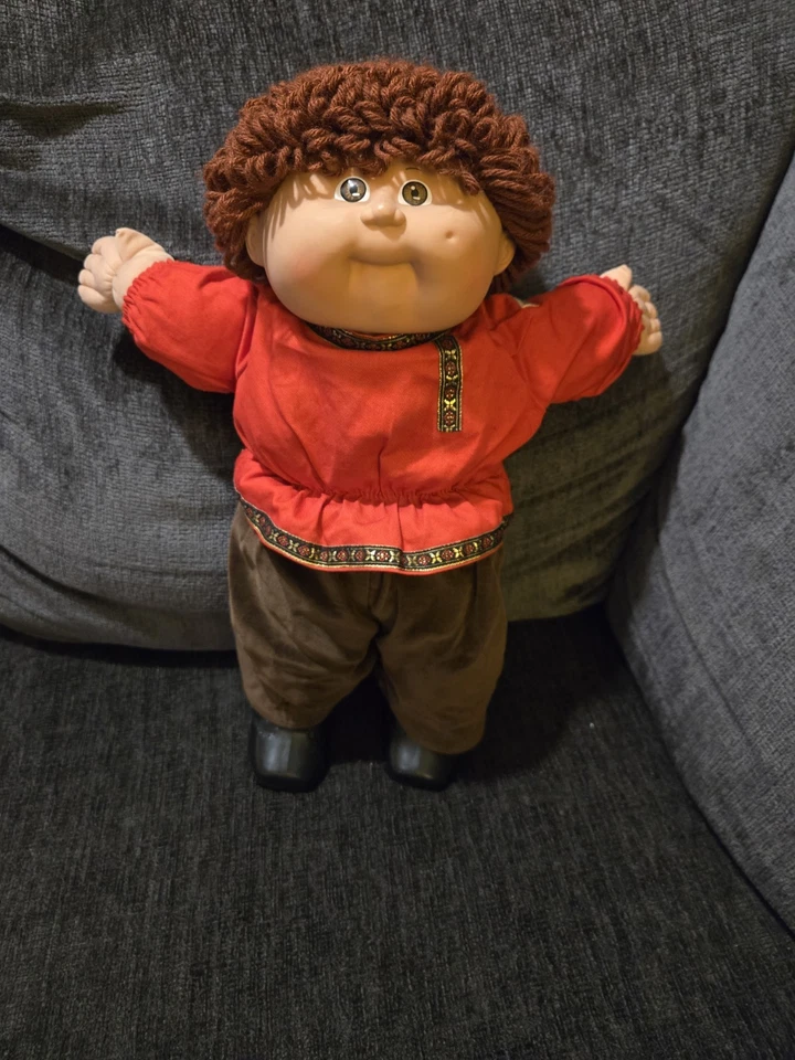 Vintage World Traveler Repolho Patch Crianças Menino Rússia Cabelo Vermelho Avelã Olhos Covinha - Imagem 1 de 4