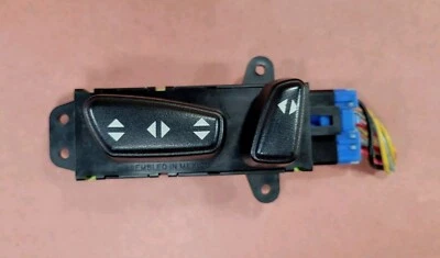 Interruptor de ajuste de control del asiento del lado del conductor izquierdo Isuzu Trooper 1986-1987 OEM   Foto 1 de 4