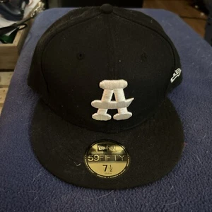 Atlanta Negro Leagues 7 1/2 Fitted New Era Hat - Bild 1 von 6