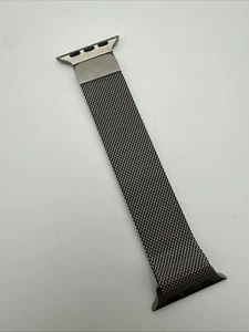 Apple Watch Natural Milanese Loop 42MM Scratched - Photo 1 sur 3