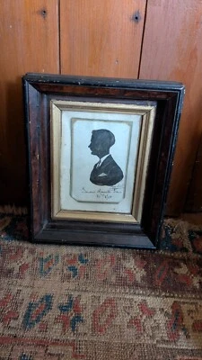 Mejor marco antiguo de caja de sombra de caballero silueta primitiva temprana 11" firmado Foto 1 de 4