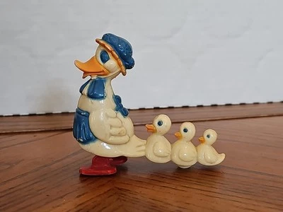 Vintage Mother Duck and Ducklings Babies Ramp Walker Toy 1950's - Image 1 of 4