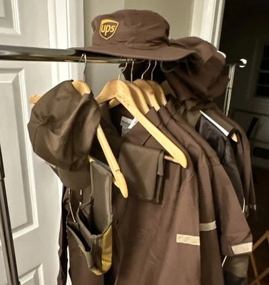 UPS Jacket Vest Shirts Shorts Full Uniform Large Men's - Image 1 of 4