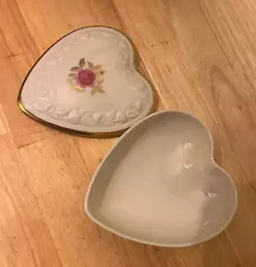 Lenox Porcelain Heart Shaped Trinket Box USA - Picture 1 of 3