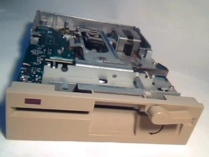 Floppy Disk Drive FDD TEAC FD-55GFR 570-U 1.2M 5.25" 5 1/4 In CREAM ✅TESTED - Picture 1 of 9