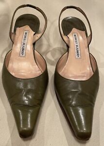 Manolo Blahnik Women’s Size 39/9 Olive Green Pumps Heels Pointed Toe Italy READ