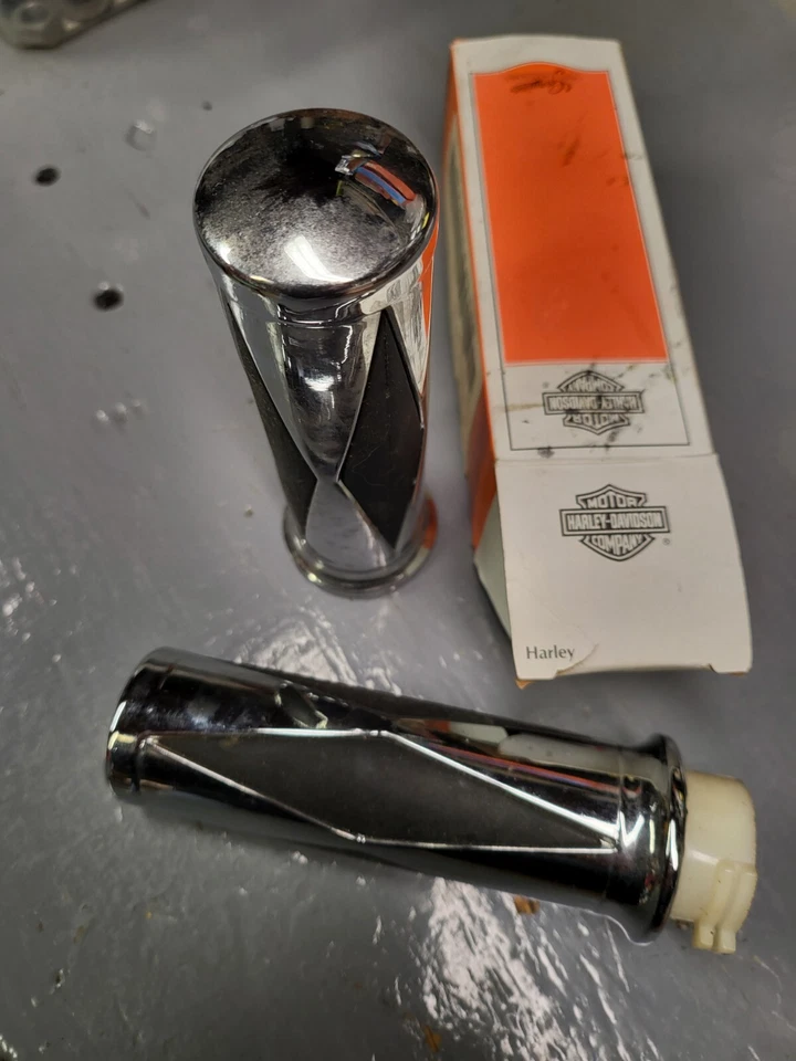 Empuñaduras de manillar de motocicleta de 1 pulgada para Harley Honda Yamaha Kawasaki NUEVAS Foto 1 de 1