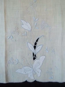 Vintage Pale Yellow Guest Towel Applique Butterfly & Embroidery TW206 - Picture 1 of 4
