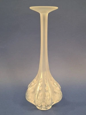 VASE CRISTAL LALIQUE MODELE MARIE CLAUDE / SOLIFLORE     (Décoretout31) - Photo 1/4